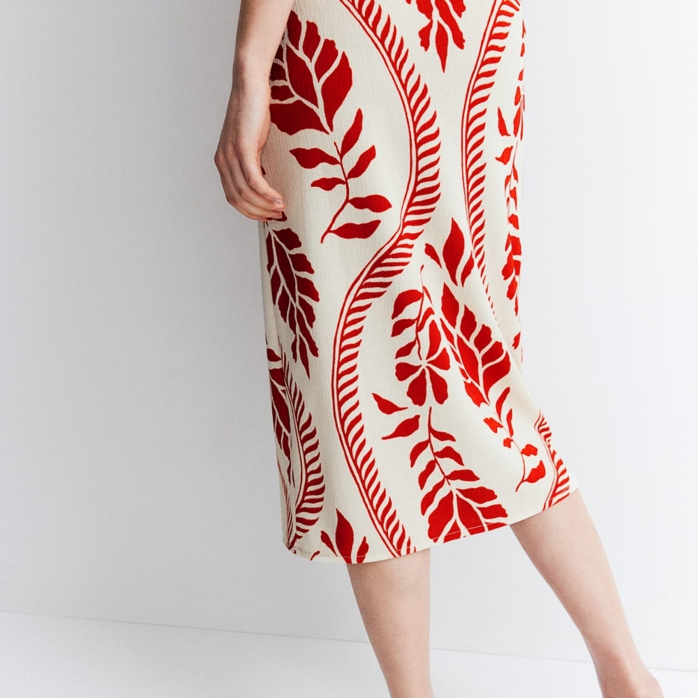H&M Leaf Print Faux Wrap Red And Cream Midi Skirt Comfortable With Stretch - Picture 2 of 9